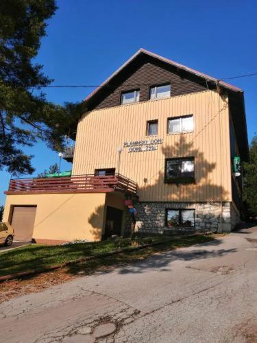 Planinski Dom Gore Aparthotel Dol pri Hrastniku Buitenkant foto